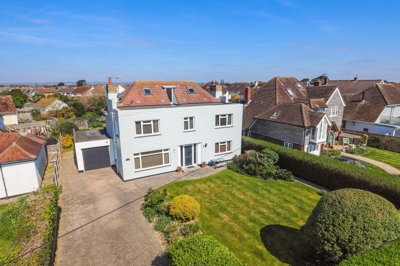 Click the photo for more details of Sea Drive, Felpham, PO22