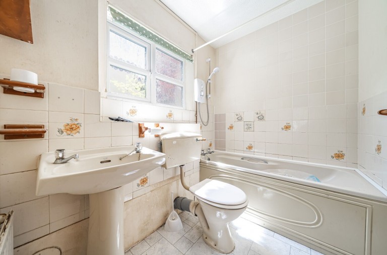 Images for Hoadlands, Petersfield, GU31