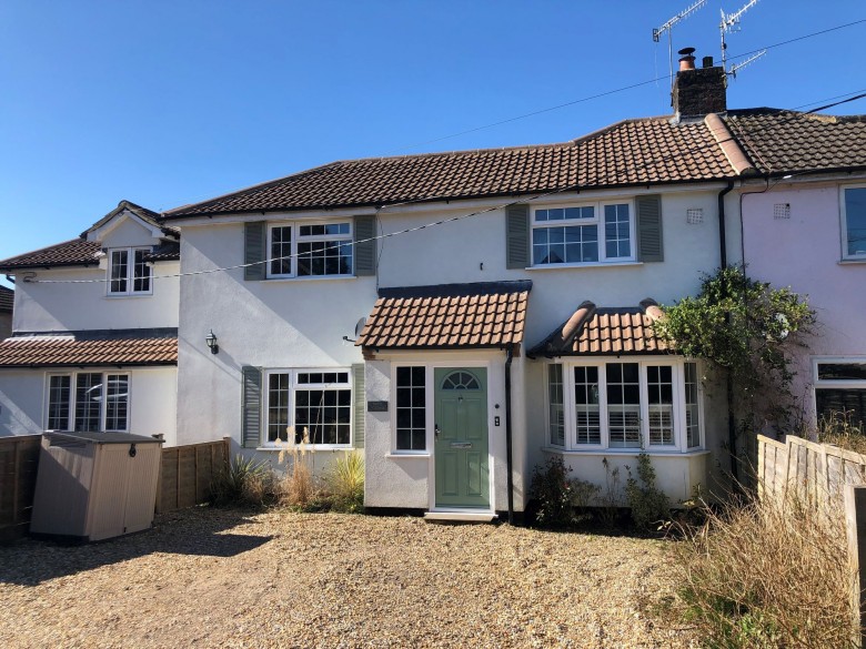 Click the photo for more details of Copse Road, Haslemere, GU27