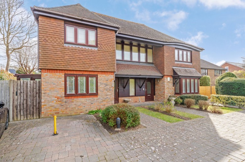 Click the photo for more details of Lavant Road, Bernardsgate, PO19