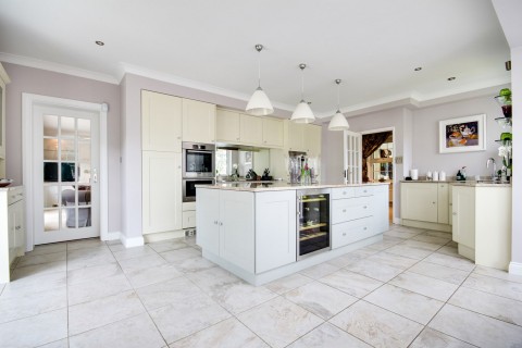 Click the photo for more details of Barnes Lane, Milford on Sea, Lymington, SO41