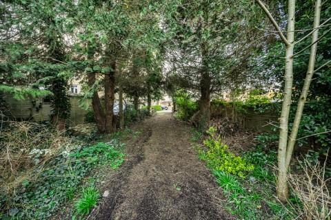 Click the photo for more details of New Buildings Lane, Frome, Somerset