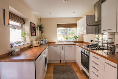 Click the photo for more details of Lower Lake, Battle, East Sussex