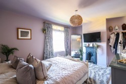 Images for Lower Lake, Battle, East Sussex