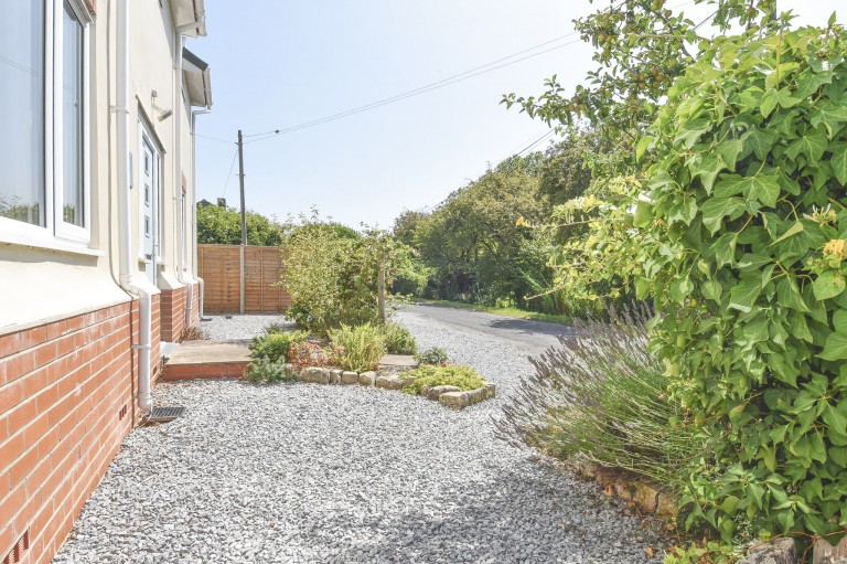 Images for Annexe and Paddock, Withy Road, East Huntspill, Highbridge, Somerset