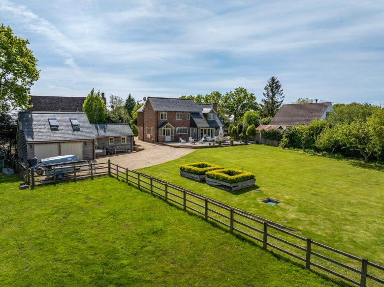 Click the photo for more details of Holly Lane, Pilley, Lymington, SO41