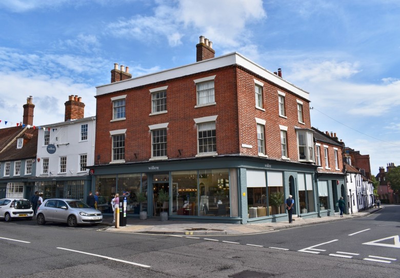 Click the photo for more details of High Street, Lymington, SO41