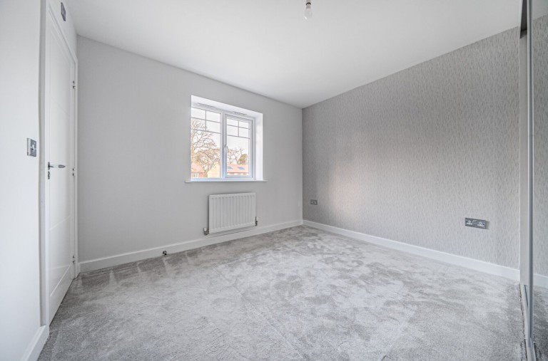 Images for Small Meadow, West Broyle, PO19
