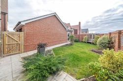 Images for Small Meadow, West Broyle, PO19