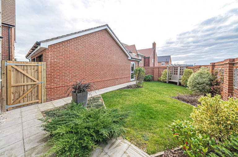 Images for Small Meadow, West Broyle, PO19