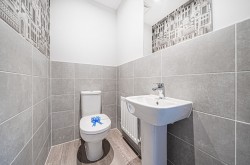 Images for Small Meadow, West Broyle, PO19