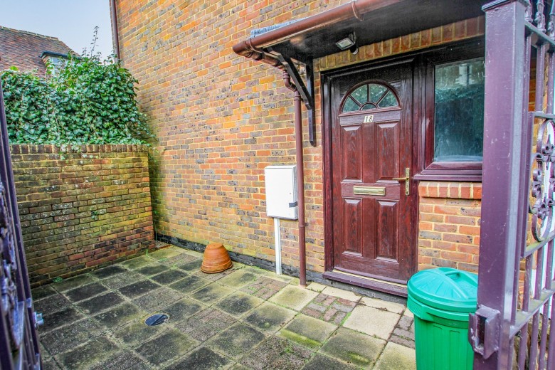 Click the photo for more details of St Martins Way, Battle, East Sussex