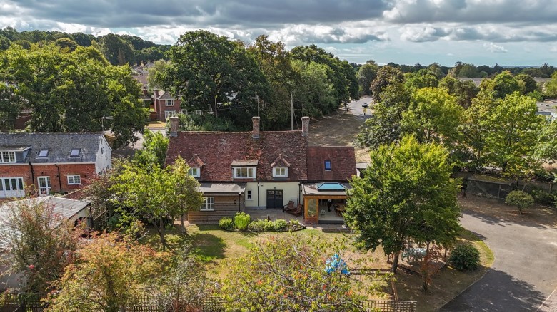 Click the photo for more details of Cowpitts Lane, Ringwood, BH24