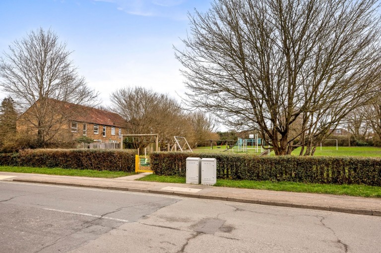 Images for Siskin Close, Horsham, RH12