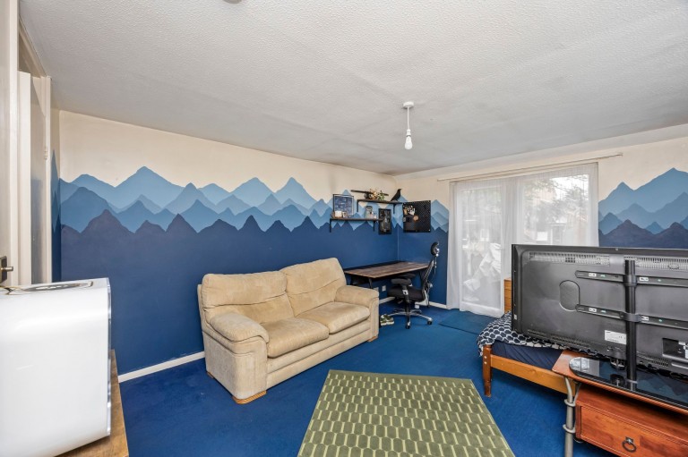 Images for Siskin Close, Horsham, RH12