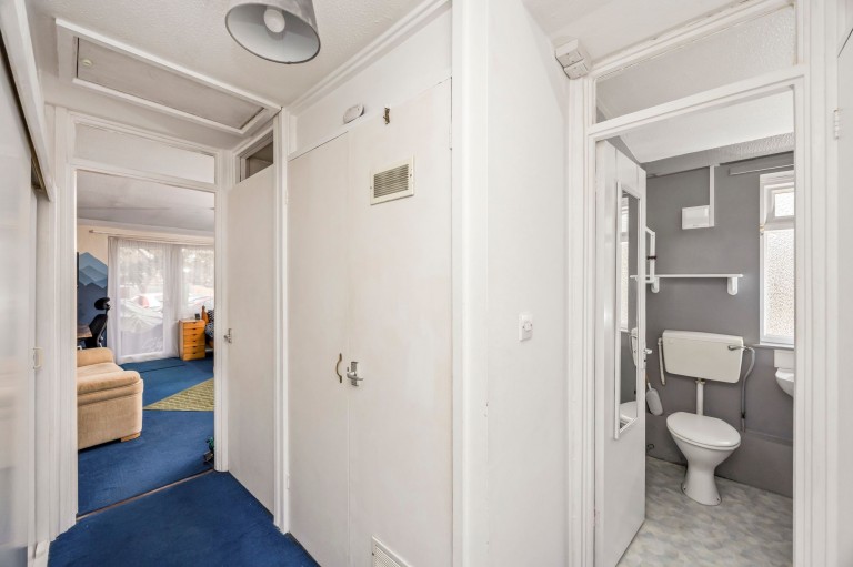 Images for Siskin Close, Horsham, RH12