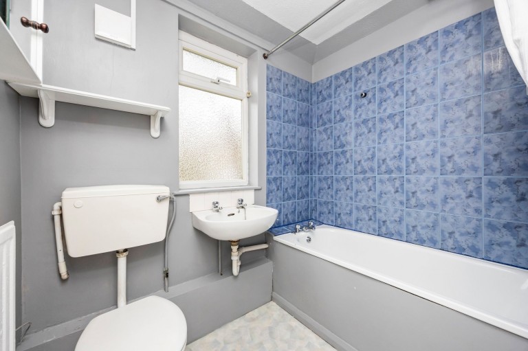 Images for Siskin Close, Horsham, RH12