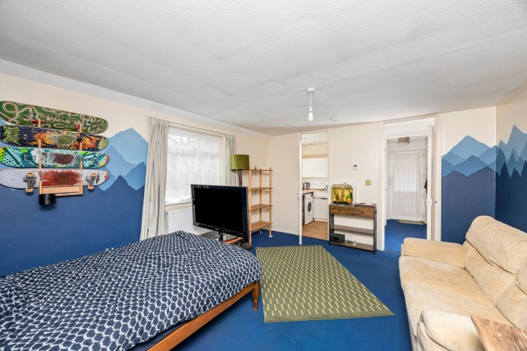 Images for Siskin Close, Horsham, RH12