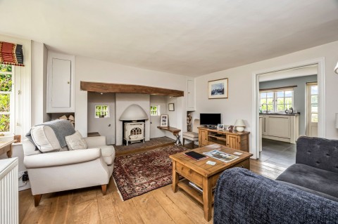 Click the photo for more details of Pound Lane, Mannings Heath, RH13
