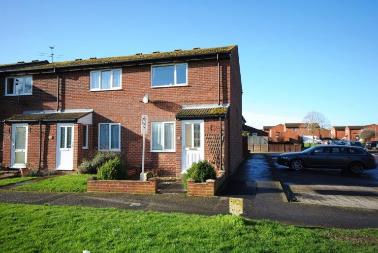 Images for Whitehorse Crescent, Grove