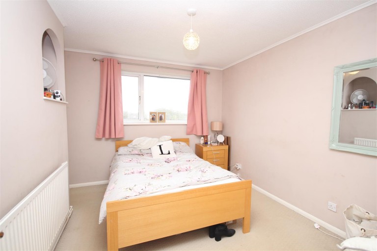 Images for Whitehorse Crescent, Grove