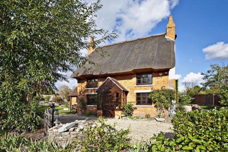 Click the photo for more details of Chapel Way, Childrey, Wantage