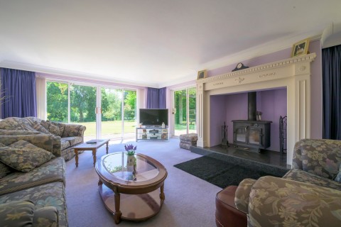 Click the photo for more details of Wootton Rough, Wootton, New Milton, BH25