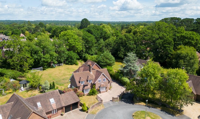 Click the photo for more details of Forest View, Brockenhurst, SO42