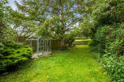 Click the photo for more details of Bishopstrow, Warminster, Wiltshire