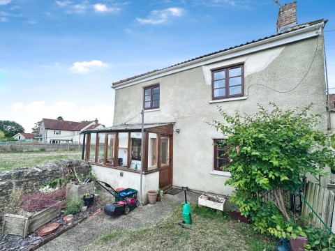 Click the photo for more details of Overleigh, Street, Somerset