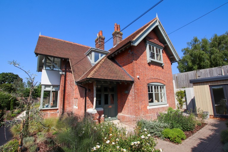 Images for Grove Pastures, Lymington, SO41