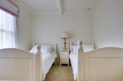 Images for 1 Grove Road, Lymington, SO41