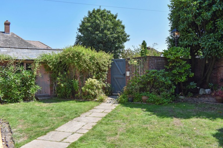 Images for 1 Grove Road, Lymington, SO41