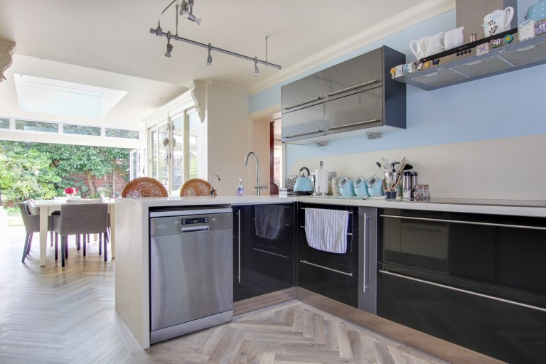 Images for 1 Grove Road, Lymington, SO41