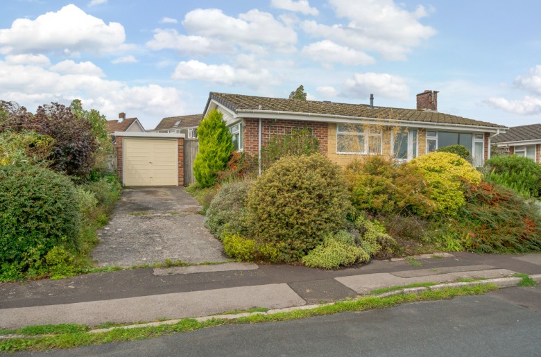 Click the photo for more details of Thornhill Road, Warminster