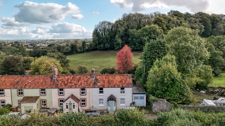 Click the photo for more details of Steeds Terrace, Benter, Oakhill, Somerset
