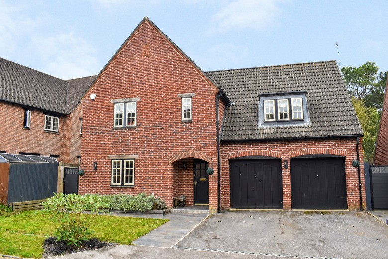 Click the photo for more details of Matchams Close, Matchams, Ringwood, BH24