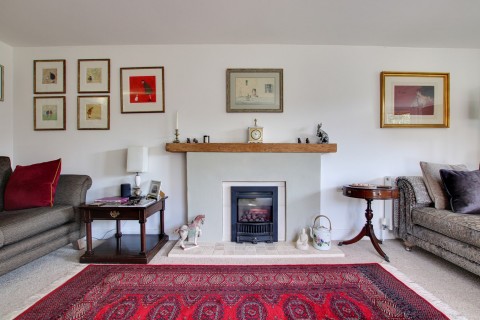 Click the photo for more details of May Lane, Pilley, Lymington, SO41