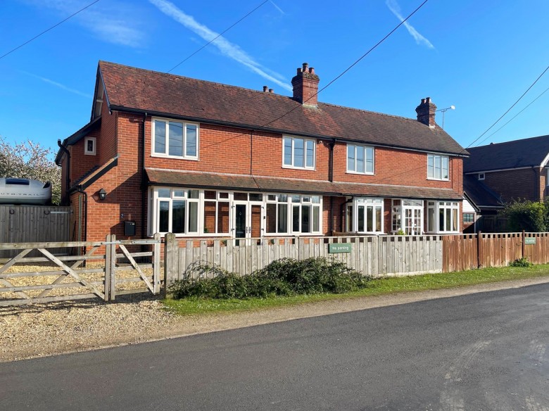 Click the photo for more details of Meerut Road, Brockenhurst, SO42