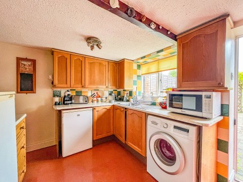 Click the photo for more details of Manchester Road, Ninfield, East Sussex