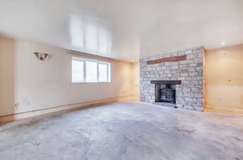 Click the photo for more details of Main Road, Temple Cloud, Bristol