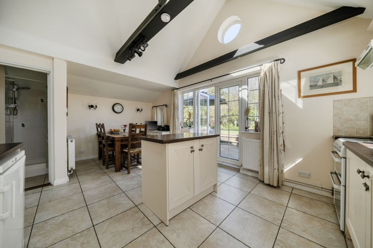 Images for 33 Slipper Road, Hermitage, PO10