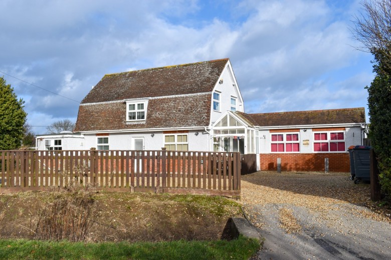 Click the photo for more details of Ramley Road, Pennington, lymington, SO41
