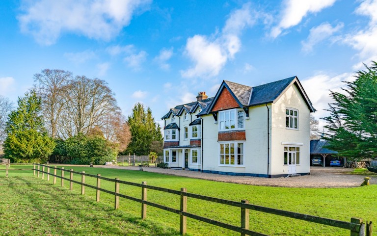 Images for Southfield Lane, Burley, Ringwood, BH24