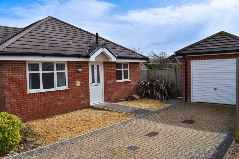 Images for De Clares Close, Pennington, Lymington, SO41