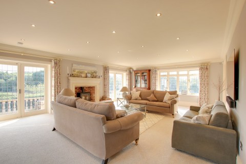 Click the photo for more details of Linbrook, Ringwood, BH24