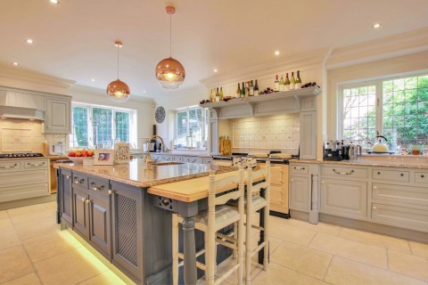 Click the photo for more details of Linbrook, Ringwood, BH24