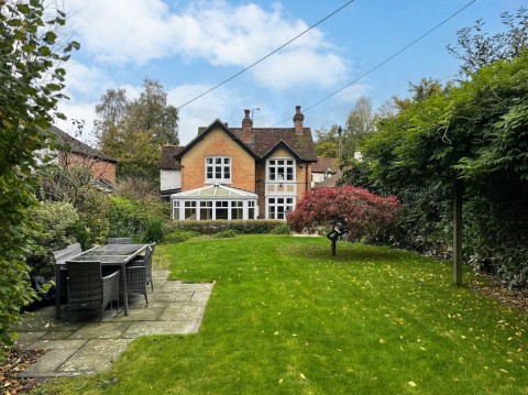Click the photo for more details of Swan Green, Emery Down, Lyndhurst, SO43