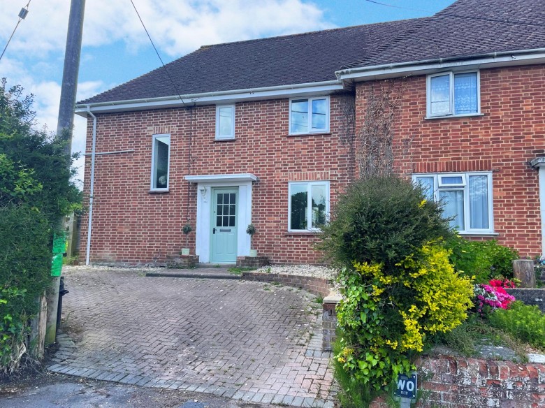Click the photo for more details of Crittall Close, Sway, Lymington, SO41