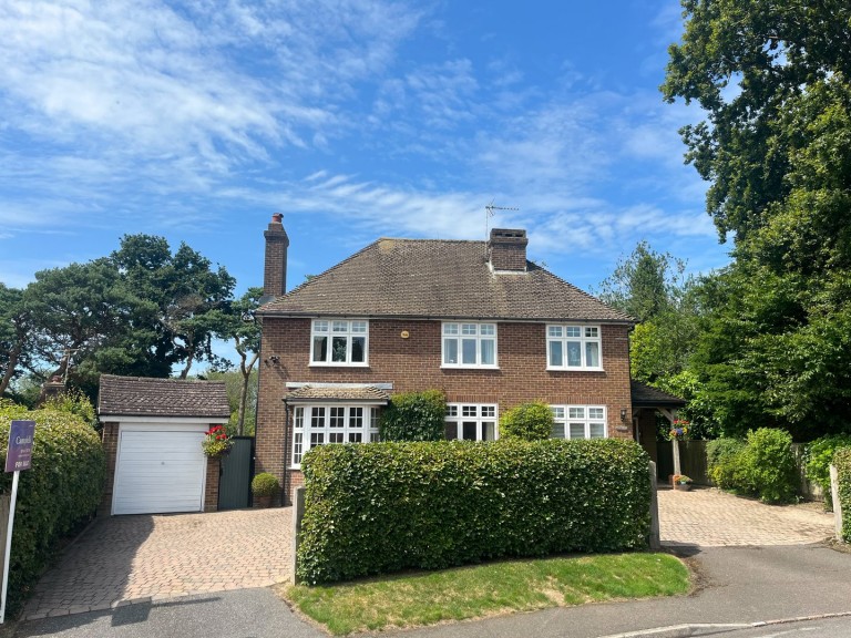 Images for Oakhurst Road, BATTLE